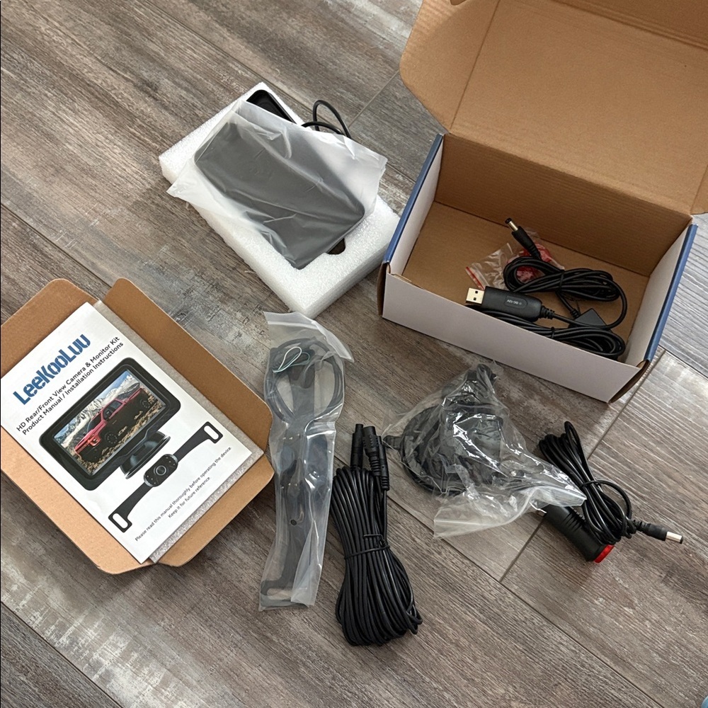 Backup camera - Picture 5 of 8